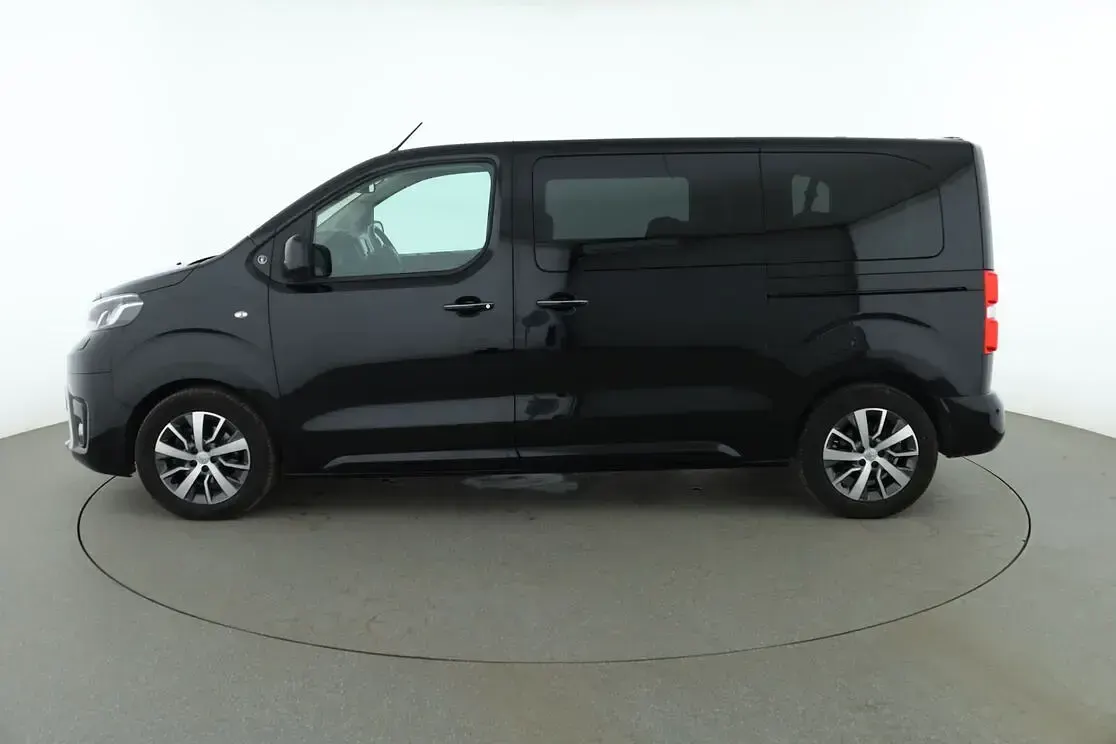Gebraucht Toyota Proace Verso Team 177 PS (130 kW) 2022 Schwarz Kombi