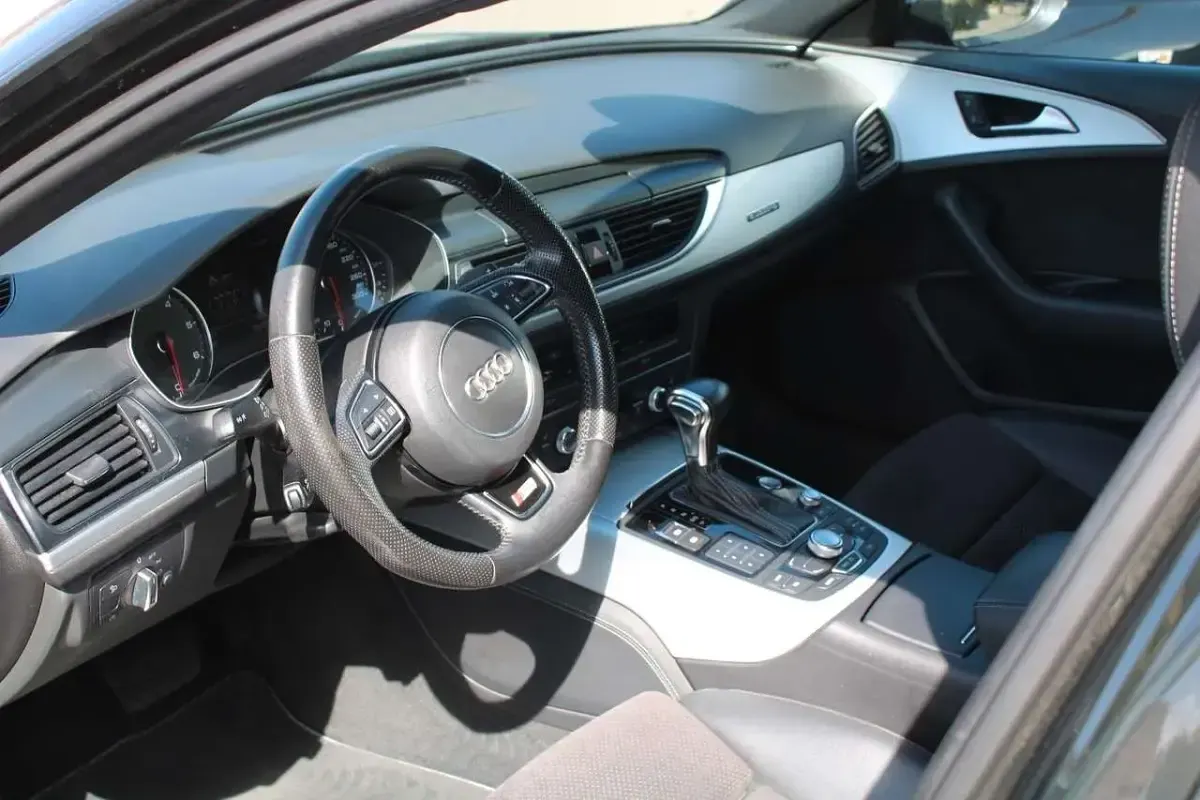 Używany Audi A6 313 KM (230 kW) 2014 Szary Kombi