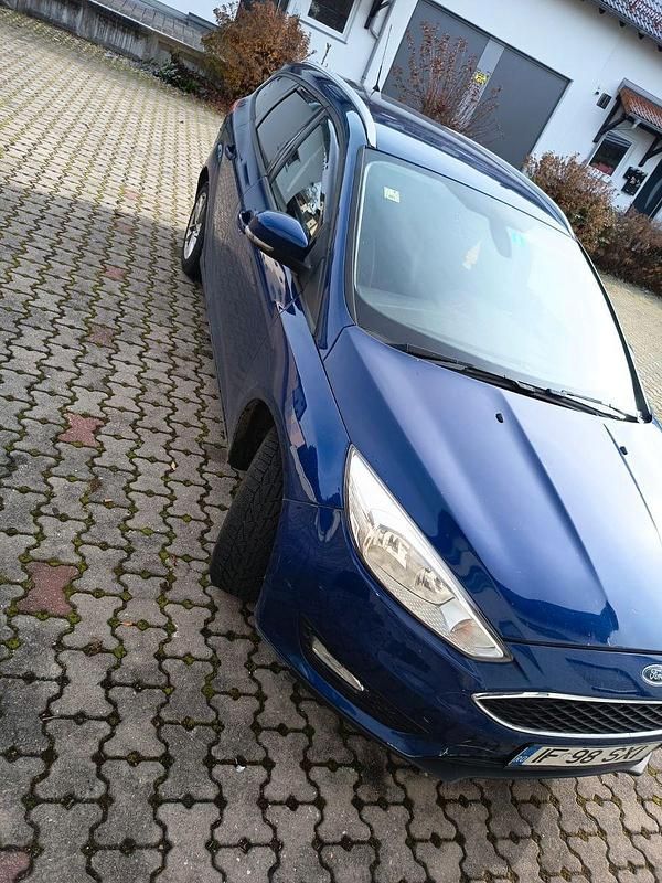 Gebraucht Ford Focus Business Edition 120 PS (88 kW) 2015 Blau Kombi