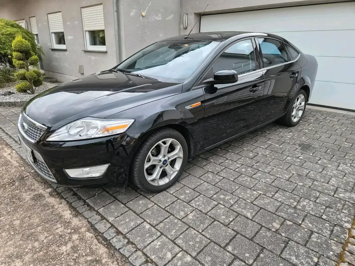 Gebraucht Ford Mondeo Titanium 145 PS (106 kW) 2008 Schwarz Limousine