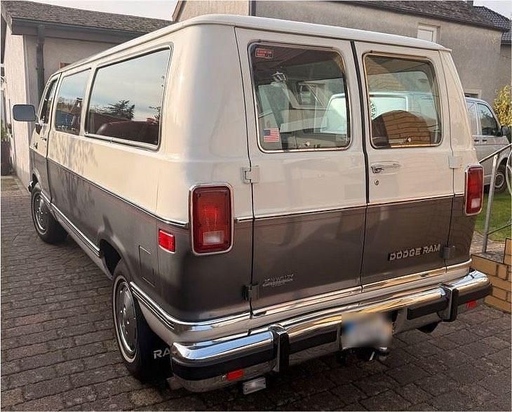 Gebraucht Dodge Ram 190 PS (139 kW) 1988 Weiß Pickup