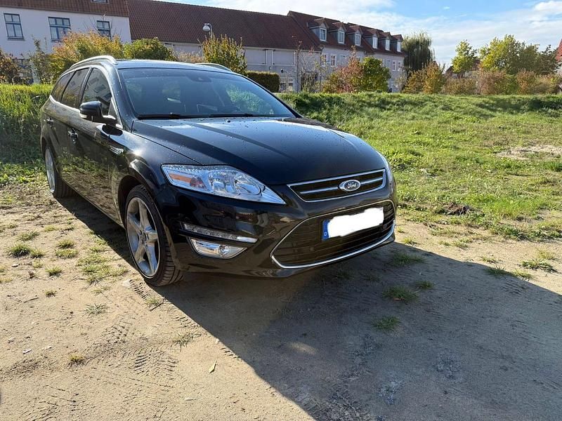 Schwarz Gebraucht 2014 Ford Mondeo Business Edition Kombi | 8.500 € (Superpreis) - Bild 1/4