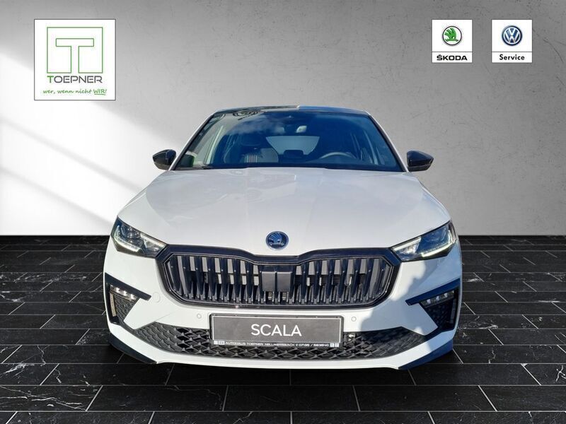 Moonweiss metallic Neu 2024 Skoda Scala Monte Carlo Kleinwagen | 34.390 € - Bild 1/4