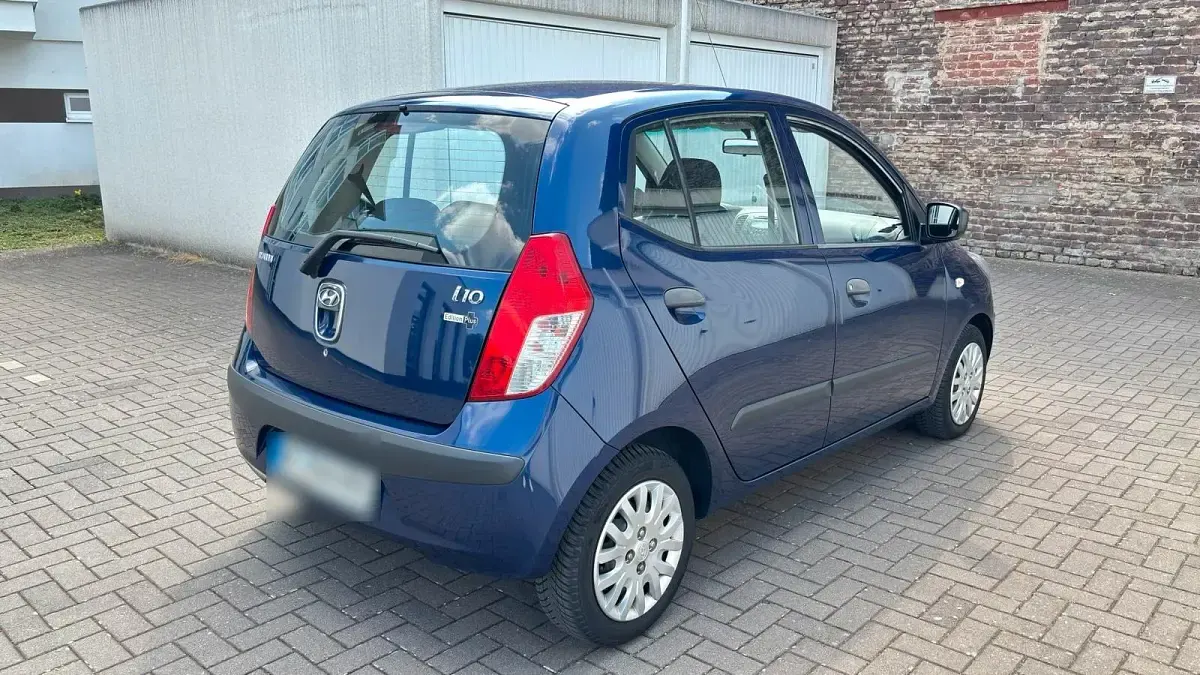 Gebraucht Hyundai i10 66 PS (48 kW) 2009 Blau Kleinwagen