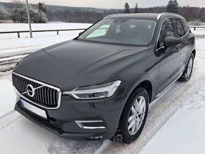 Grau Gebraucht 2018 Volvo XC60 Inscription SUV | 33.500 € (Etwas zu teuer) - Bild 1/4