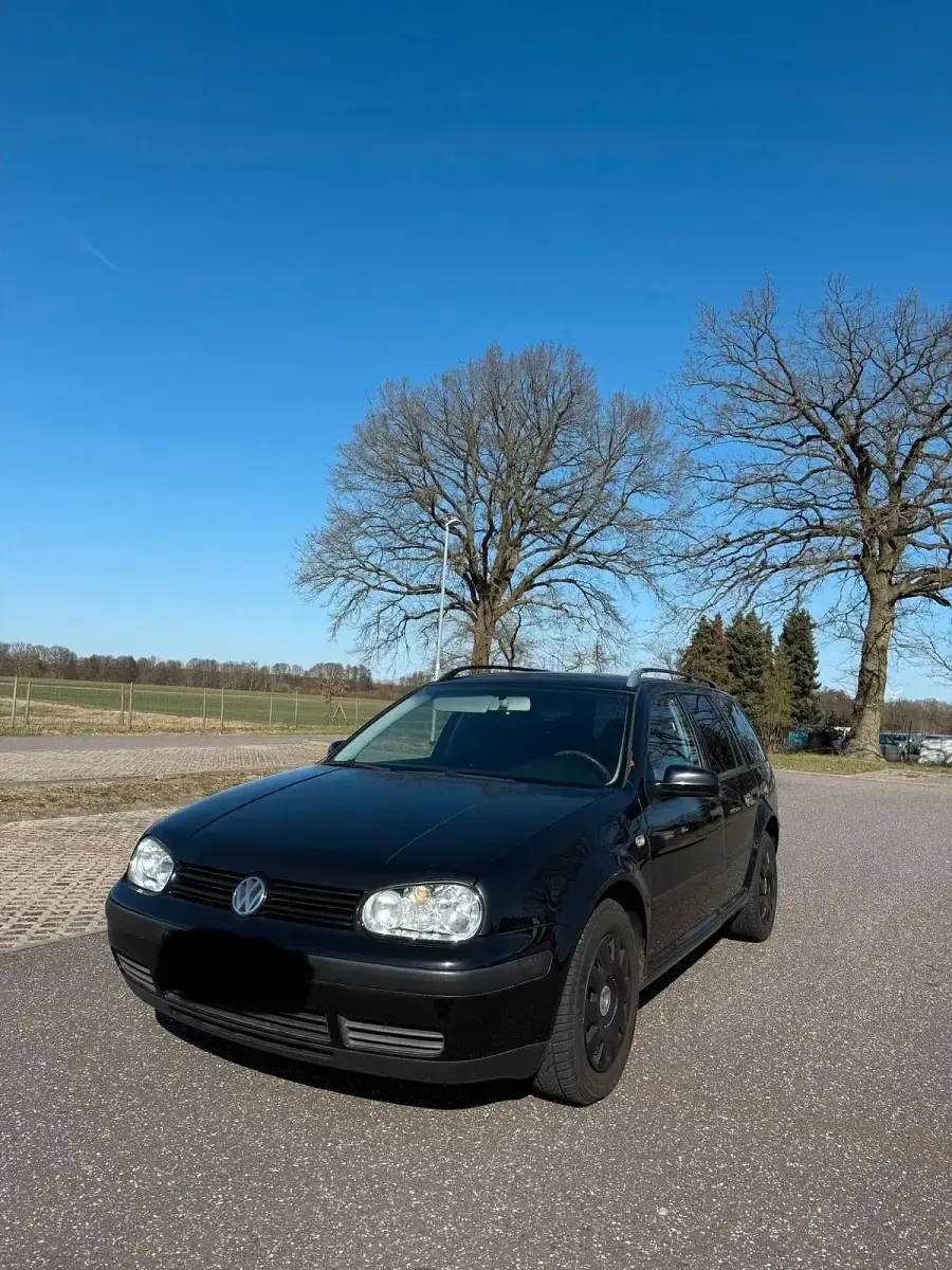 Usata VW Golf IV 75 CV (55 kW) 2004 Nero Station wagon