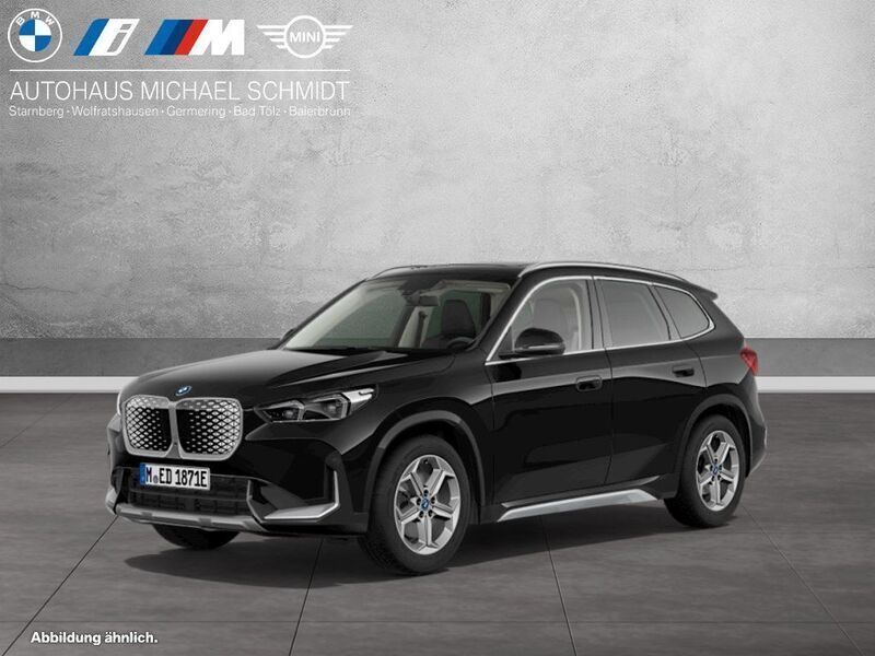 Schwarz Neu 2025 BMW iX1 xLine SUV | 54.333 € (Fairer Preis) - Bild 1/4