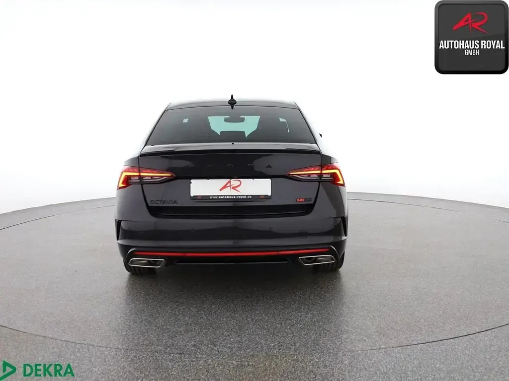 Gebraucht Skoda Octavia RS 245 PS (180 kW) 2022 Schwarzmagic perleffekt Limousine