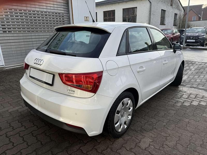 Gebraucht Audi A1 Sport 95 PS (69 kW) 2017 Cortinaweiß Limousine