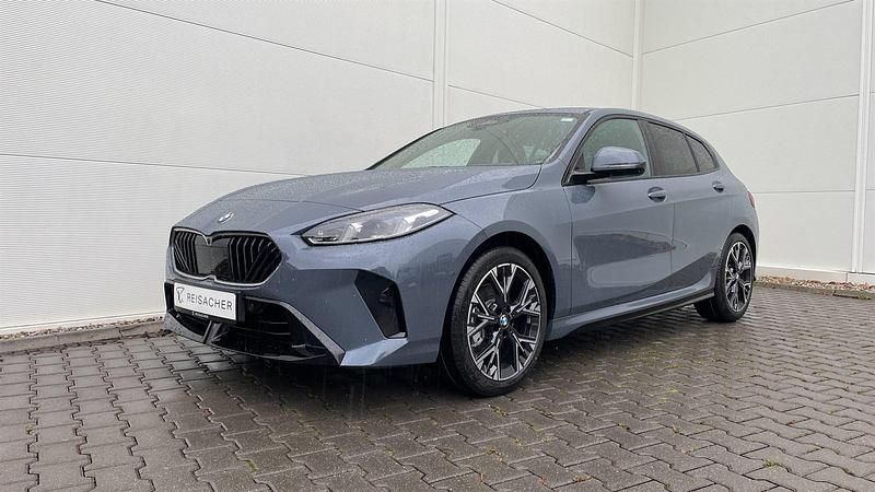 Bmw individual storm gray metal Neu 2025 BMW 118 Basis Kleinwagen | 54.655 € - Bild 1/4