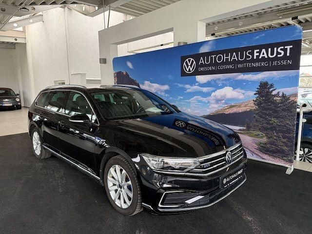 Gebraucht VW Passat GTE 218 PS (160 kW) 2021 Schwarz perleffekt Kombi