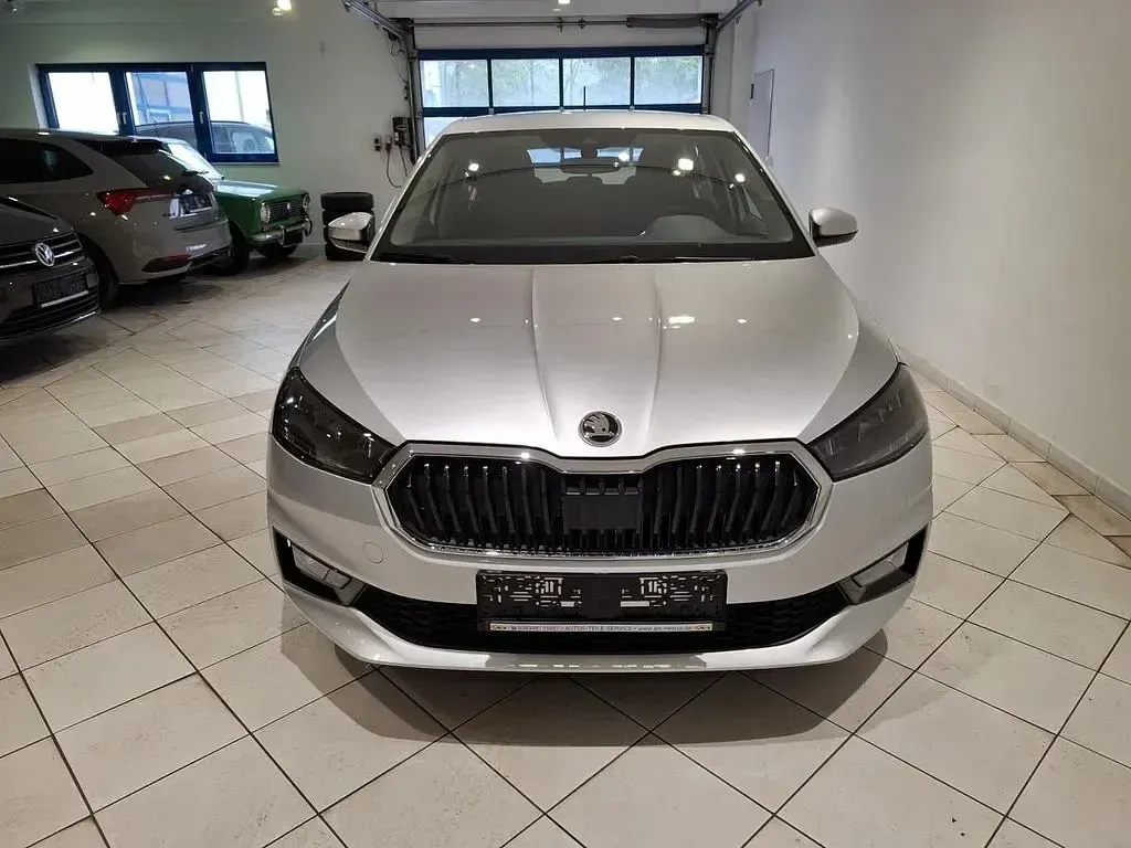 Gebraucht Skoda Fabia Selection 80 PS (58 kW) 2025 Silber Kleinwagen
