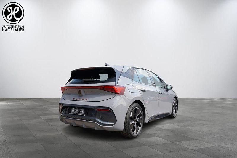 Usata Cupra Born e-Boost 169 kW (231 CV) 2023 Grigio Utilitaria