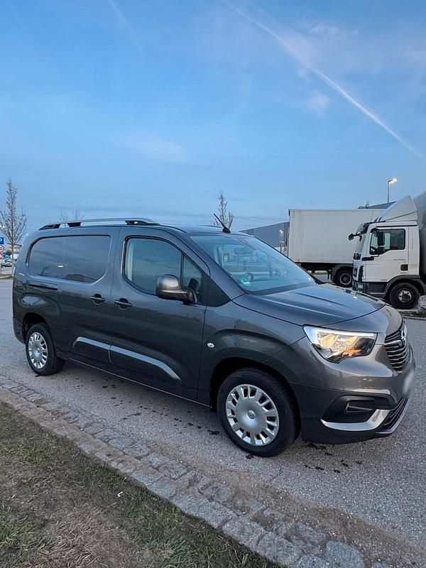 Gebraucht Opel Combo 130 PS (95 kW) 2019 Grau Van / Kleinbus