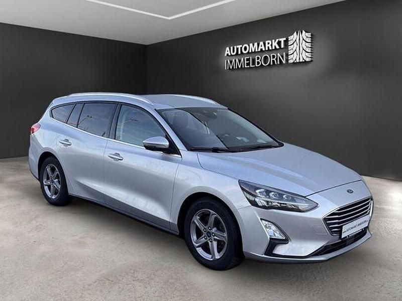 Gebraucht Ford Focus Cool & Connect 140 PS (102 kW) 2021 Silber Limousine