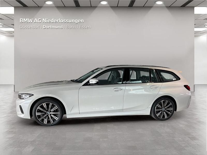 Gebraucht BMW 320 Shadowline 184 PS (135 kW) 2023 Weiß Kombi