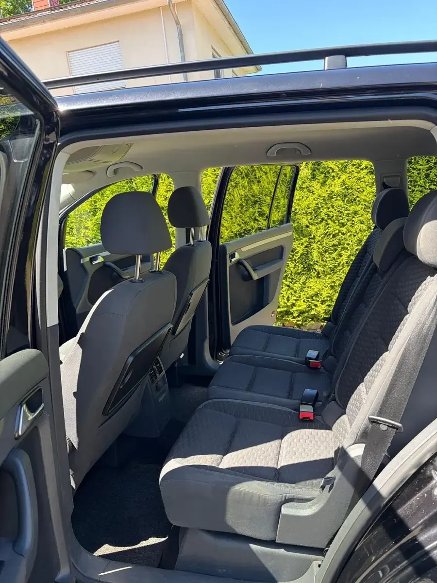 Gebraucht VW Touran 109 PS (80 kW) 2007 Schwarz Van / Kleinbus