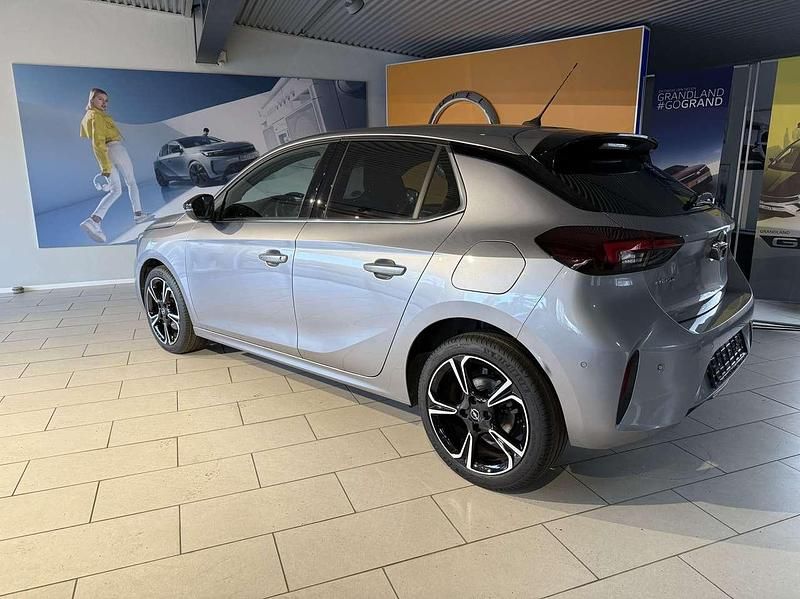 Gebraucht Opel Corsa Ultimate 101 PS (74 kW) 2022 Kontrast grau Kleinwagen