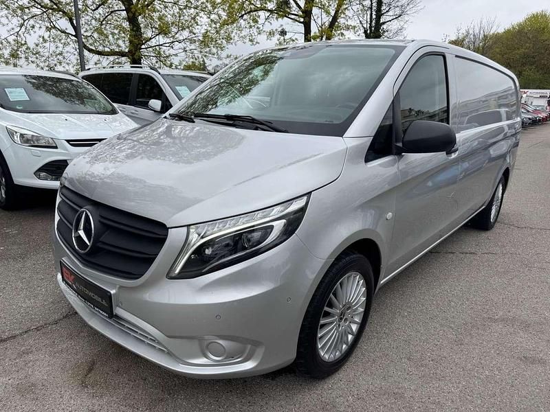 Second-hand Mercedes Vito 190 CP (139 kW) 2020 Argintiu Van