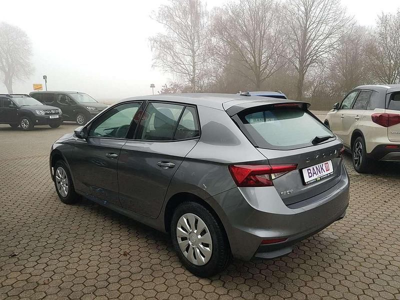 Neu Skoda Fabia Selection 116 PS (85 kW) 2025 Graphitegrau metallic Kleinwagen