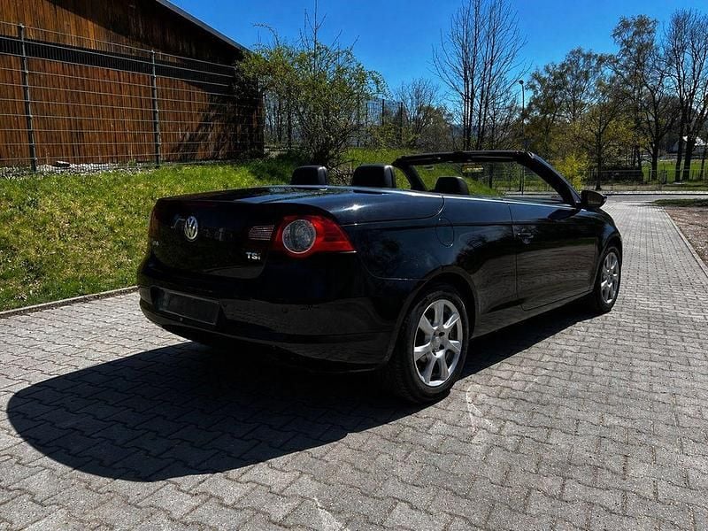 Second-hand VW Eos Edition 122 CP (89 kW) 2009 Negru Cabrio