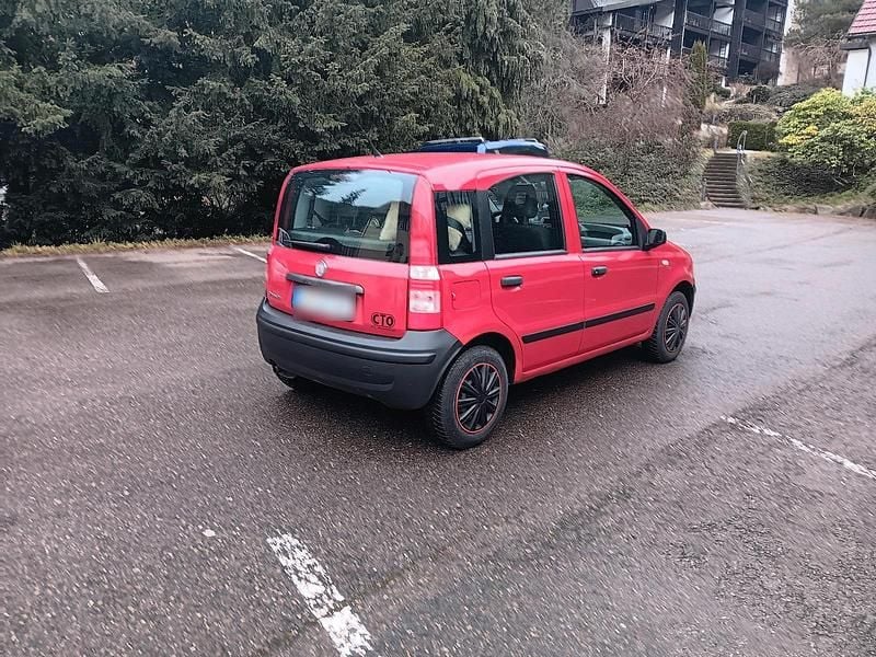 Gebraucht Fiat Panda 40 PS (29 kW) 2009 Rot Kleinwagen