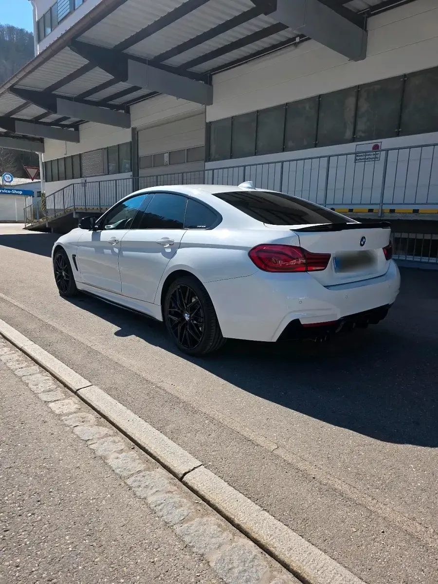 Gebraucht BMW 430 M Sport 252 PS (185 kW) 2017 Weiß Coupé