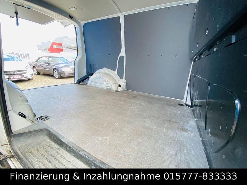 Gebraucht VW Transporter 90 PS (66 kW) 2021 Weiß Van