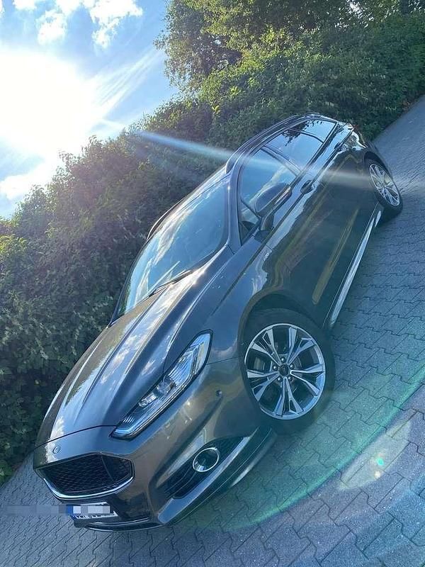 Grau Gebraucht 2017 Ford Mondeo ST-Line Kombi | 12.999 € (Fairer Preis) - Bild 1/4