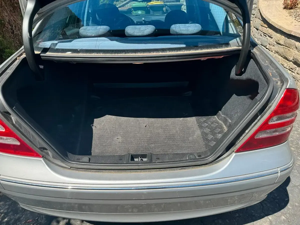 Gebraucht Mercedes C180 Avantgarde 2003 Silber Limousine