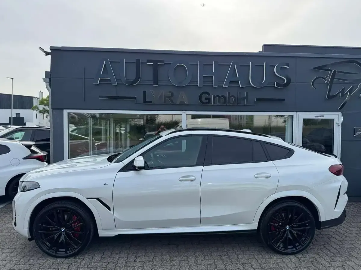 Gebraucht BMW X6 M Sport 298 PS (219 kW) 2025 Weiß SUV