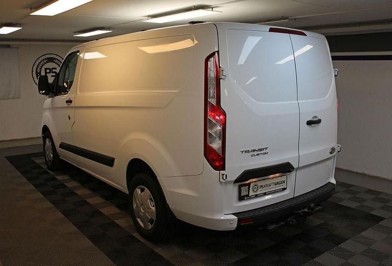 Second-hand Ford Transit Custom 131 CP (96 kW) 2020 Alb Monovolum