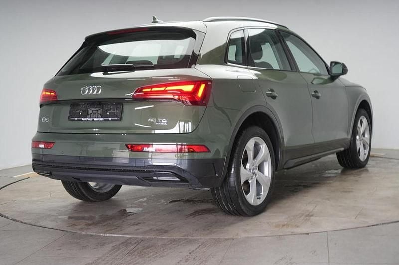 Używany Audi Q5 Advanced 204 KM (150 kW) 2023 Zielony SUV
