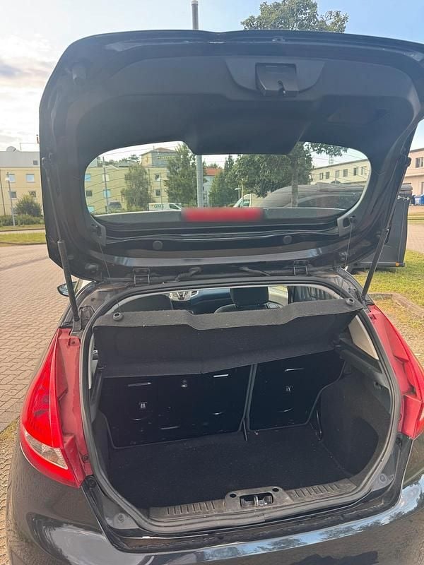 Gebraucht Ford Fiesta 60 PS (44 kW) 2009 Schwarz Kleinwagen