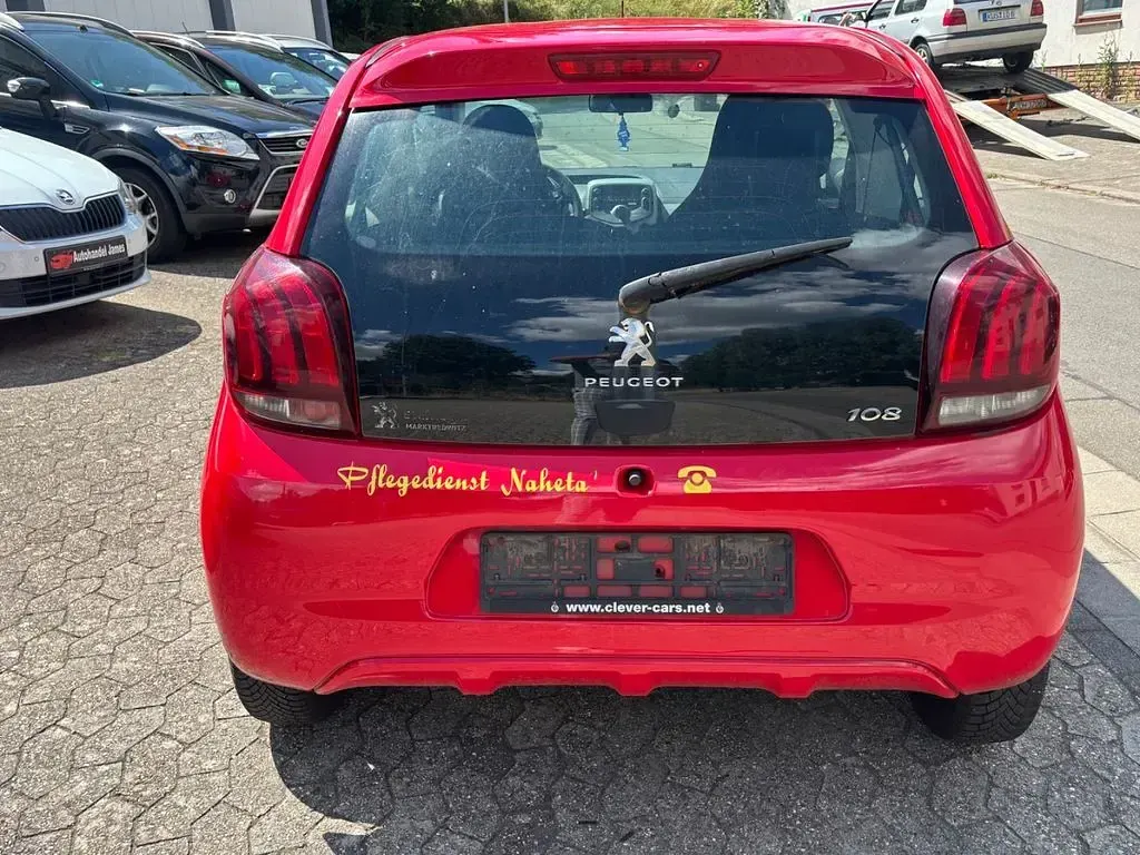 Gebraucht Peugeot 108 Active 69 PS (50 kW) 2014 Rot Kleinwagen