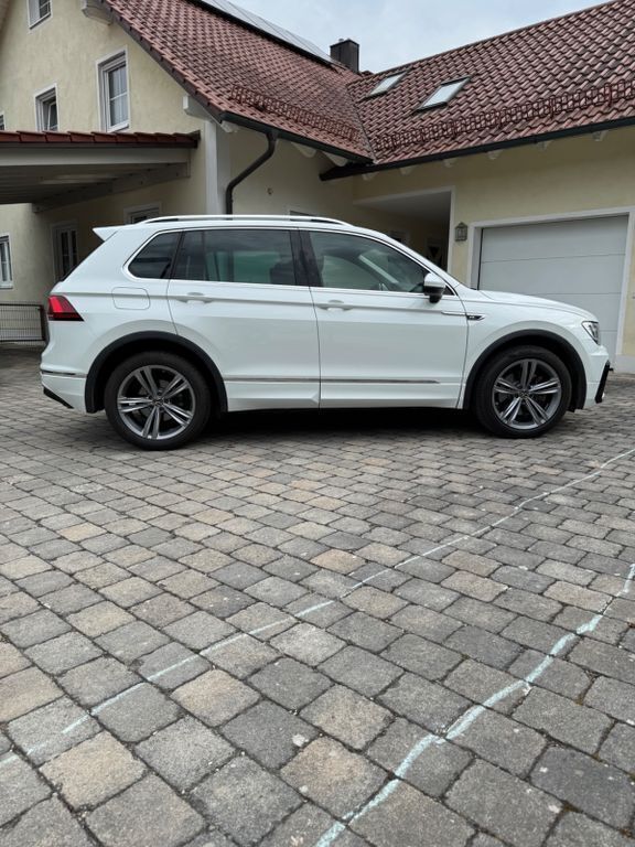 Weiß Gebraucht 2020 VW Tiguan R-line SUV | 30.500 € (Guter Preis) - Bild 1/4
