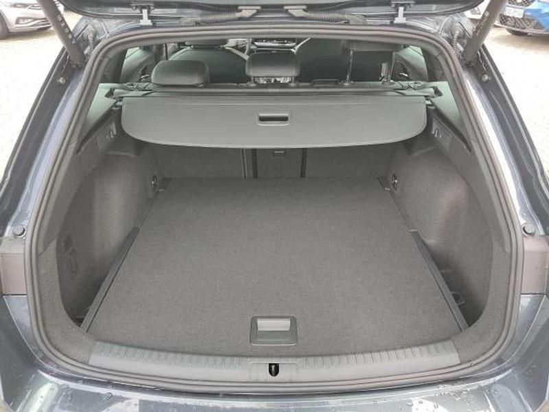 Neu Cupra Leon 150 PS (110 kW) 2025 Magnetic grau metallic Kombi