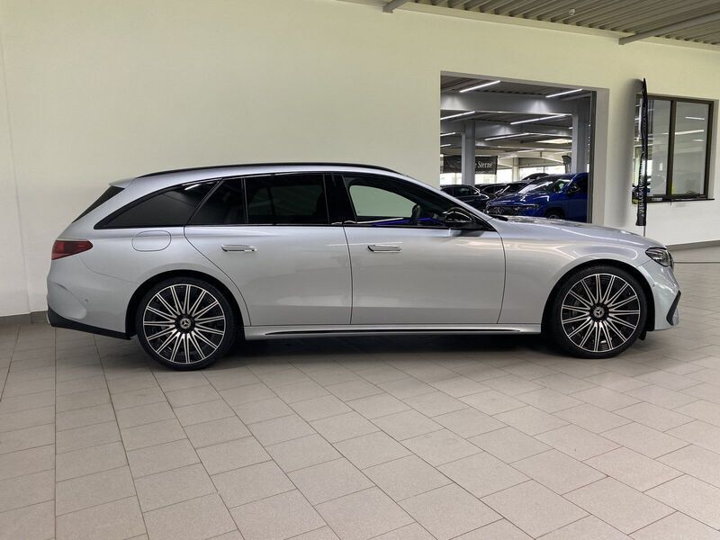 Gebraucht Mercedes E200 AMG 204 PS (150 kW) 2023 Andere Kombi