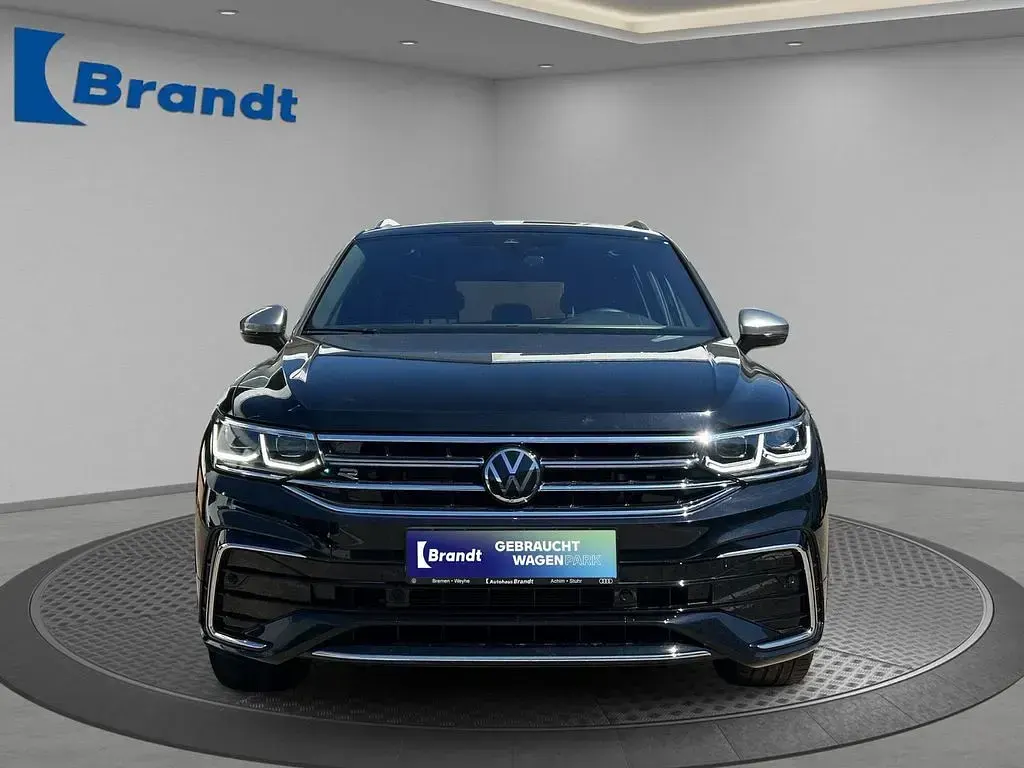 Gebraucht VW Tiguan Allspace R-line 245 PS (180 kW) 2022 Schwarz SUV