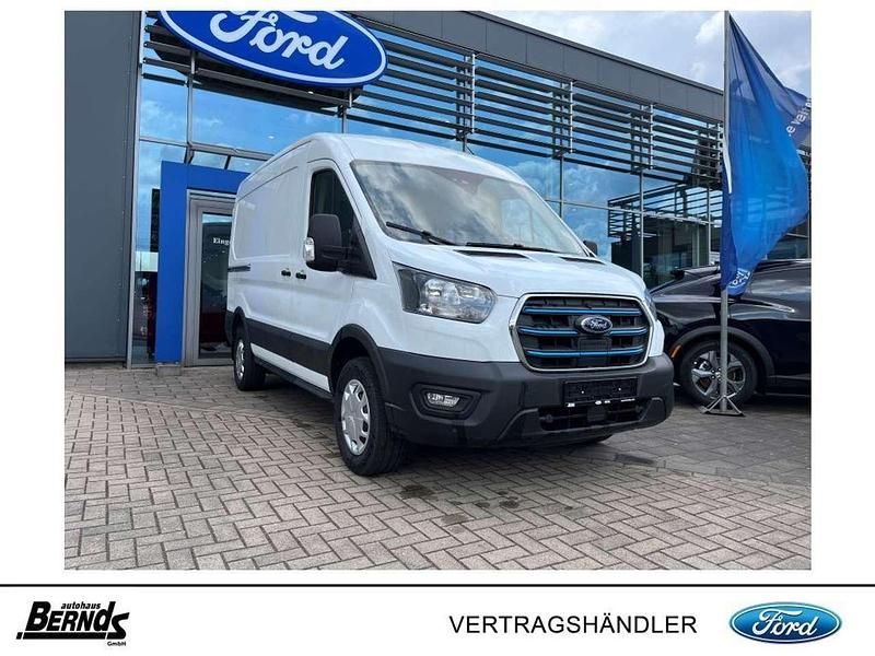 Frozen white Gebraucht 2022 Ford E-Transit Trend Van | 51.490 € - Bild 1/4