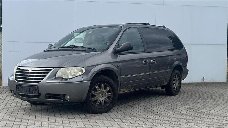 Grau Gebraucht 2006 Chrysler Grand Voyager Van / Kleinbus | 1.490 € (Guter Preis) - Bild 1/2