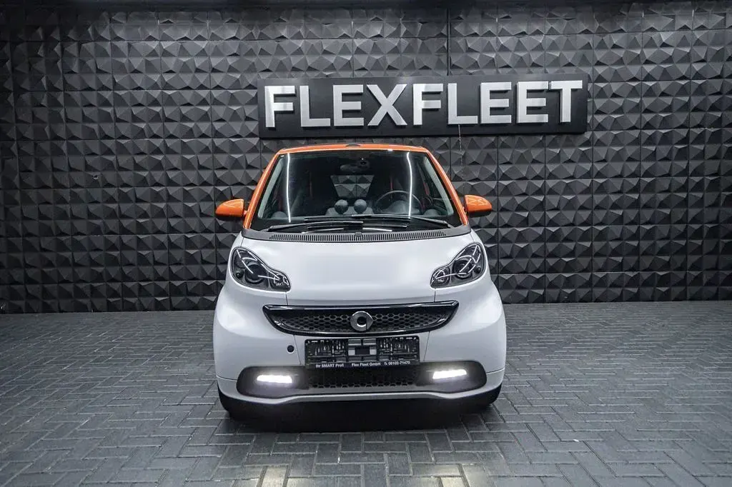 Usata Smart ForTwo Cabrio Edition Flashlight 71 CV (52 kW) 2016 Bianco Cabrio