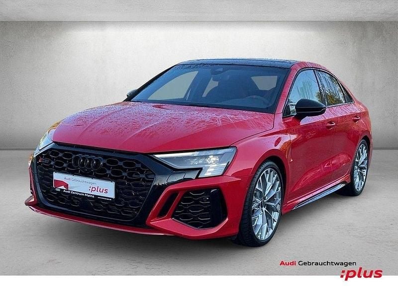 Tangorot metallic Gebraucht 2022 Audi RS3 Ambiente Kleinwagen | 50.480 € (Guter Preis) - Bild 1/4
