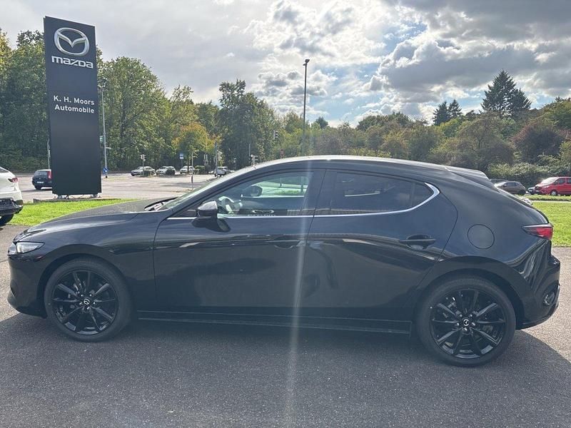 Neu Mazda 3 Exclusive-Line 186 PS (136 kW) 2025 Kleinwagen