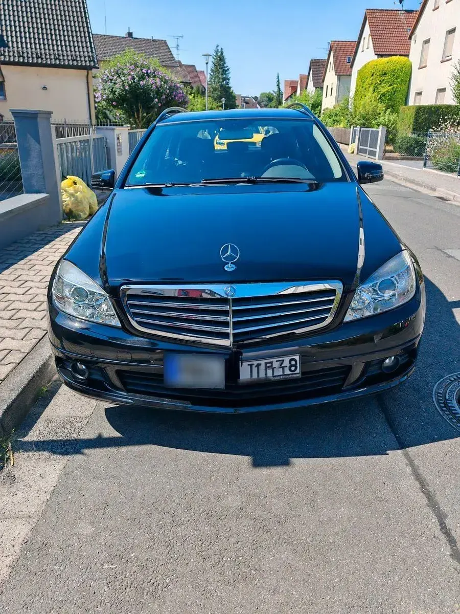 Gebraucht Mercedes C180 Elegance 156 PS (114 kW) 2010 Schwarz Kombi