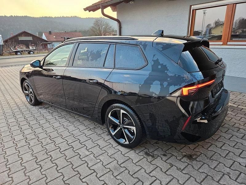 Gebraucht Opel Astra 131 PS (96 kW) 2025 Schwarz Kombi