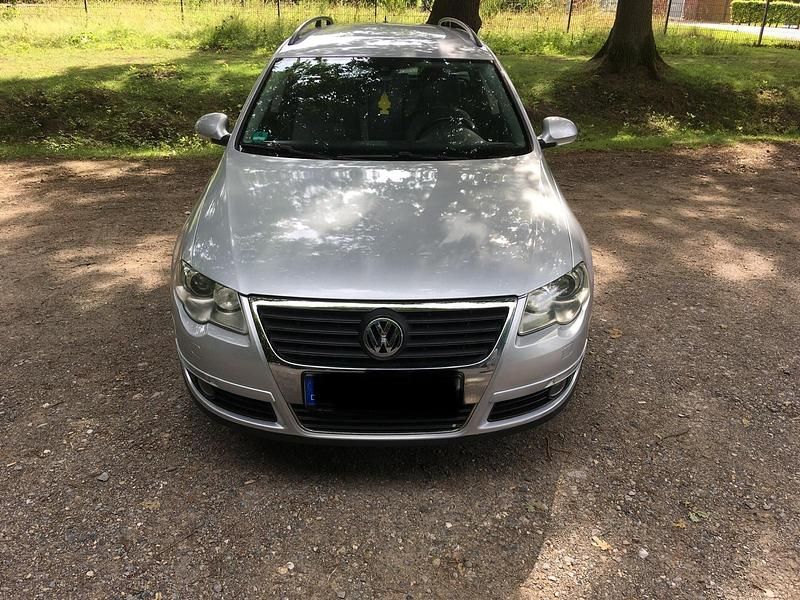 Gebraucht VW Passat Sportline 150 PS (110 kW) 2005 Silber Kombi