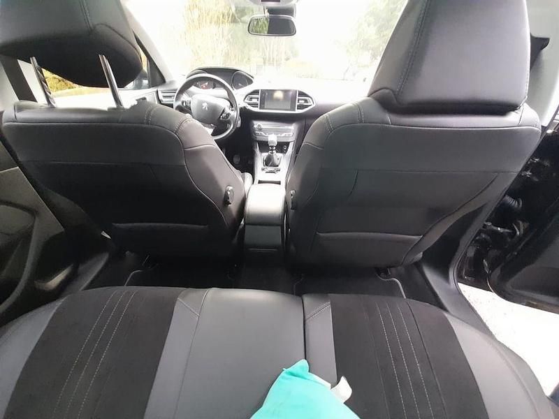 Schwarz Gebraucht 2014 Peugeot 308 SW Allure Kombi | 5.500 € - Bild 1/4