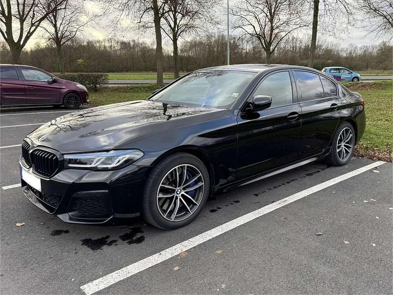 Schwarz Gebraucht 2021 BMW 540 Performance Limousine | 44.500 € (Teuer) - Bild 1/4