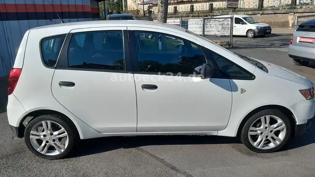 Gebraucht Mitsubishi Colt 95 PS (69 kW) 2009 Weiß Kleinwagen